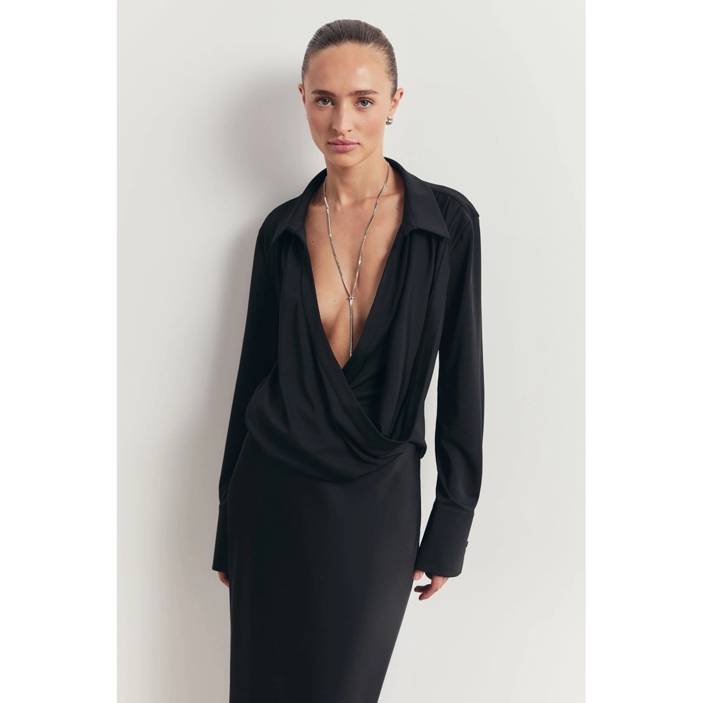 Boa. SOFT DRAPED PLUNGE FRONT SHIRT MSRP $125.00 NWT SIZE L